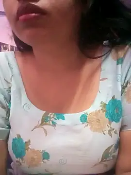 Snapshot of TINASONI chatting on September 29, 1:23 am TINASONI online show from September 29, 1:23 am