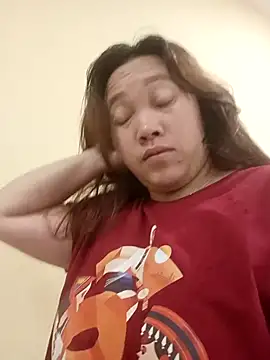 miumiu 00 online show from December 16, 10:47 pm