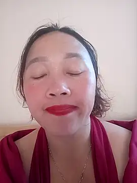 miumiu 00 online show from February 6, 9:49 am