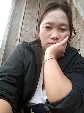 Snapshot of miumiu_00 chatting on October 29, 12:42 am miumiu 00 online show from October 29, 12:42 am