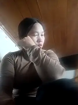 miumiu 00 online show from February 18, 11:01 pm