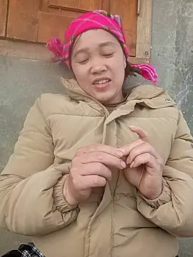 miumiu 00 online show from February 27, 2:23 am