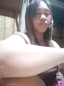 Snapshot of miumiu_00 chatting on July 6, 2:13 pm miumiu 00 online show from July 6, 2:13 pm