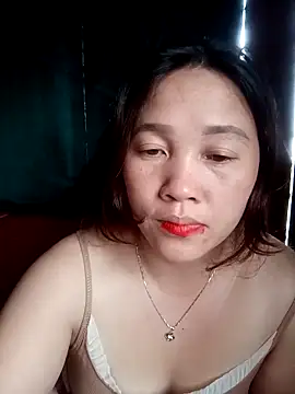 miumiu 00 online show from February 13, 9:53 am