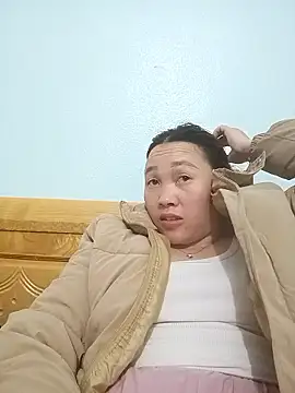 miumiu 00 online show from January 14, 12:31 pm