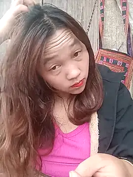 Snapshot of miumiu_00 chatting on November 8, 3:32 am miumiu 00 online show from November 8, 3:32 am