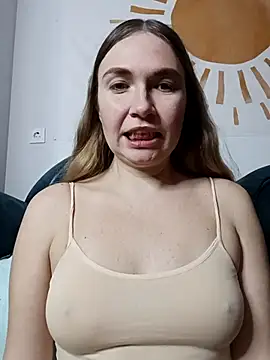 Snapshot of KisaVixen chatting on November 22, 4:28 pm KisaVixen online show from November 22, 4:28 pm