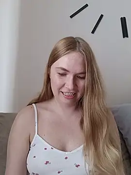 KisaVixen online show from June 30, 10:48 am