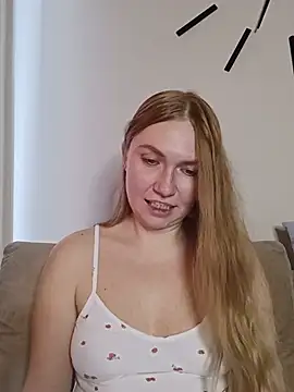 KisaVixen online show from May 31, 1:39 pm