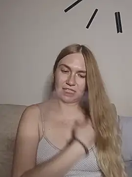 KisaVixen online show from July 1, 11:05 pm