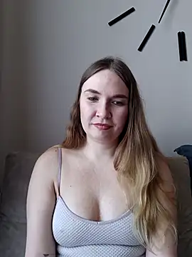 KisaVixen online show from March 12, 1:37 pm