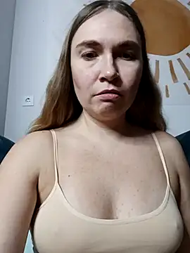 Snapshot of KisaVixen chatting on November 8, 4:54 pm KisaVixen online show from November 8, 4:54 pm