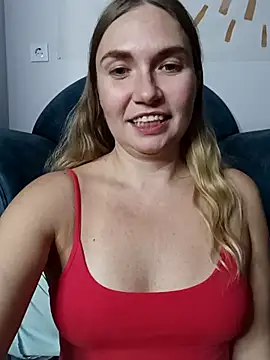 Snapshot of KisaVixen chatting on September 26, 8:27 pm KisaVixen online show from September 26, 8:27 pm