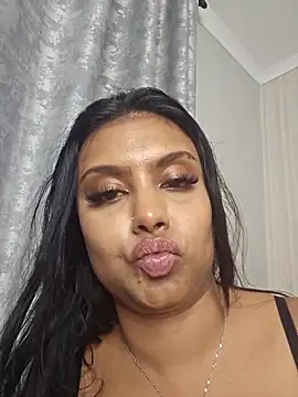 Indian GlowingMiax online show from November 4, 4:55 pm