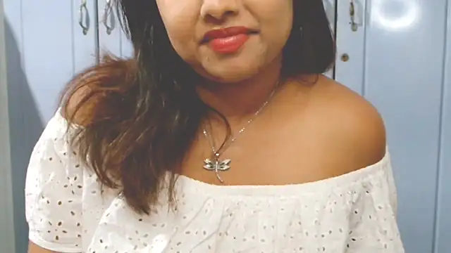 Snapshot of Indian_GlowingMiax chatting on September 18, 3:59 pm Indian GlowingMiax online show from September 18, 3:59 pm