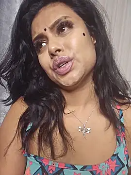 Indian GlowingMiax online show from October 29, 6:18 pm