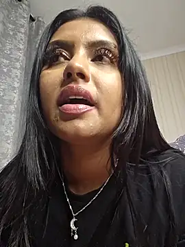 Indian GlowingMiax online show from October 23, 6:06 pm