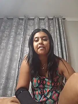 Indian GlowingMiax online show from October 24, 8:30 pm