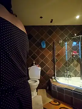 Indian GlowingMiax online show from December 21, 4:36 am