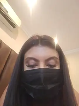 Snapshot of Indian_GlowingMiax chatting on July 8, 6:03 am Indian GlowingMiax online show from July 8, 6:03 am
