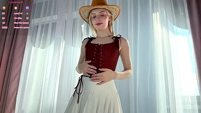 GlaydsLeveto online show from April 10, 4:52 am