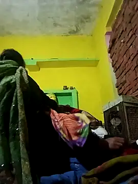 Rubi12A online show from December 18, 2:38 am