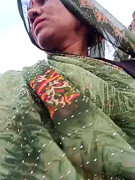 Snapshot of Rubi12A chatting on December 15, 11:16 am Rubi12A online show from December 15, 11:16 am