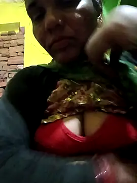 Rubi12A online show from December 15, 11:31 pm