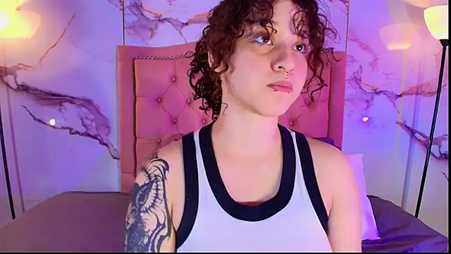 Suxan White  online show from June 2, 9:48 pm