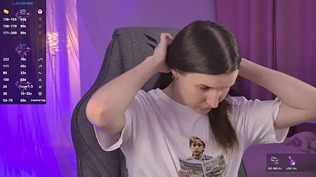Snapshot of AgataWillis chatting on June 4, 12:21 pm AgataWillis online show from June 4, 12:21 pm