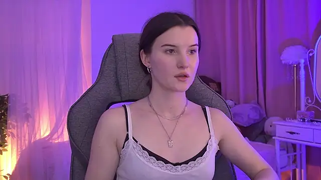 AgataWillis online show from February 12, 1:11 pm