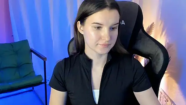 AgataWillis online show from October 28, 8:46 am