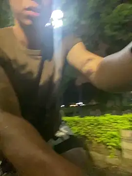 linh21107 online show from November 2, 11:48 am