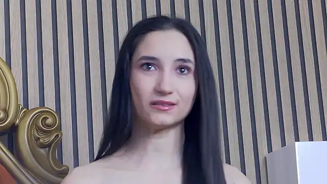 CarolinaBlair online show from March 7, 2:11 pm