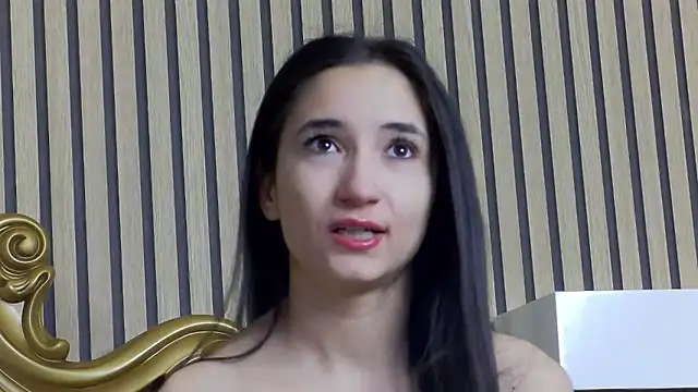 CarolinaBlair online show from March 21, 6:47 am