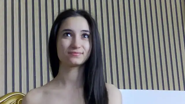 CarolinaBlair online show from April 5, 5:58 am