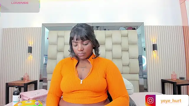 Snapshot of nahomye_teylor chatting on September 27, 3:23 am nahomye teylor online show from September 27, 3:23 am