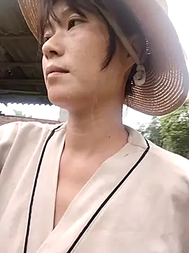 linda bae00 online show from September 9, 2:54 am