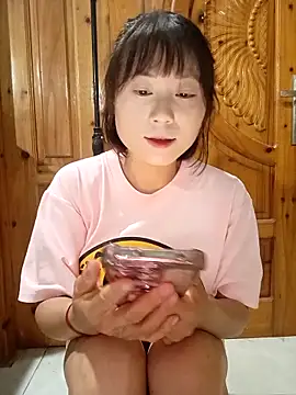 linda bae00 online show from May 8, 12:31 pm