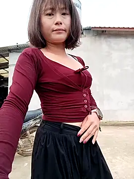 linda bae00 online show from March 2, 12:22 am