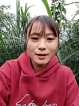 linda bae00 online show from November 12, 9:46 am