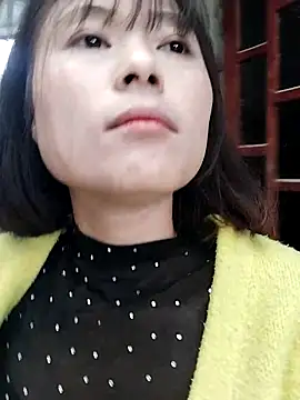 linda bae00 online show from December 23, 12:43 am