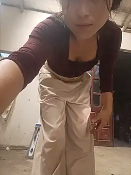 linda bae00 online show from July 8, 11:55 am