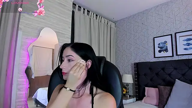 Snapshot of celeste__clark chatting on September 22, 12:11 pm celeste clark online show from September 22, 12:11 pm