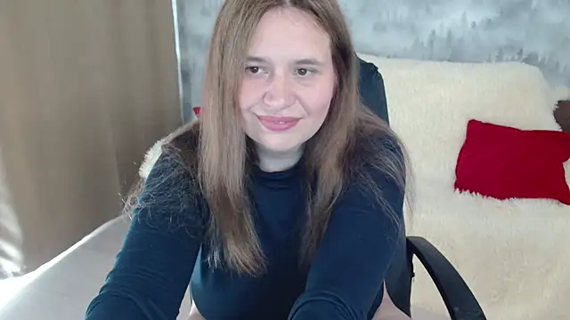 Snapshot of AdelinaLawson chatting on June 7, 10:42 am AdelinaLawson online show from June 7, 10:42 am