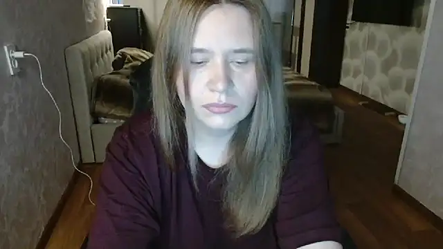 AdelinaLawson online show from May 28, 5:37 am