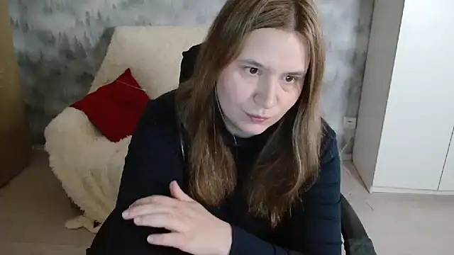 AdelinaLawson online show from April 3, 2:01 pm