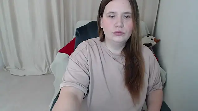 Snapshot of AdelinaLawson chatting on March 18, 5:55 pm AdelinaLawson online show from March 18, 5:55 pm