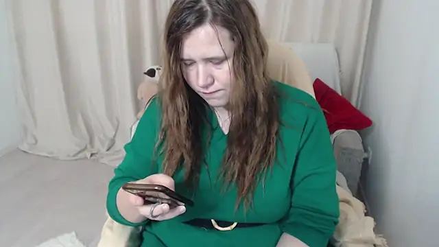 Snapshot of AdelinaLawson chatting on March 6, 7:10 pm AdelinaLawson online show from March 6, 7:10 pm