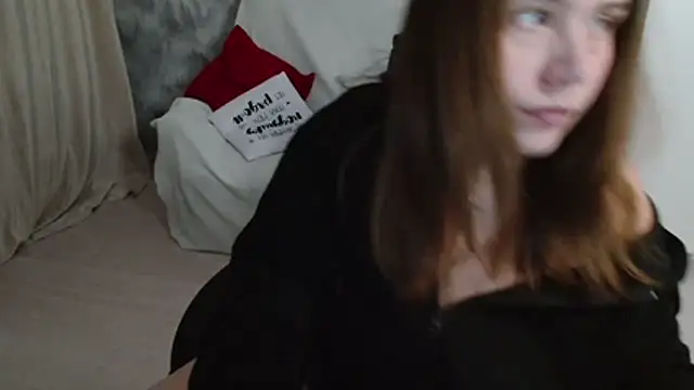 AdelinaLawson online show from February 9, 12:47 pm